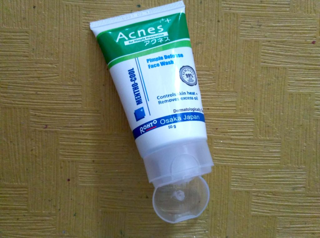 Packaging Of Rohto Acnes Pimple Defense Face Wash
