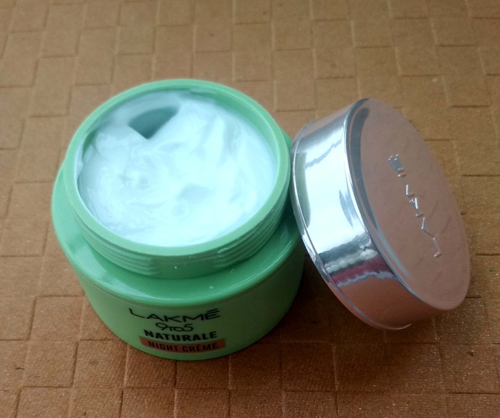 Appearance Of Lakme 9 To 5 Naturale Night Crème