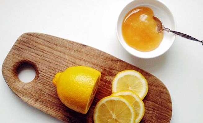 One Of The Beautiful Skin Secrets Is To Apply Honey And Lemon Moisturiser