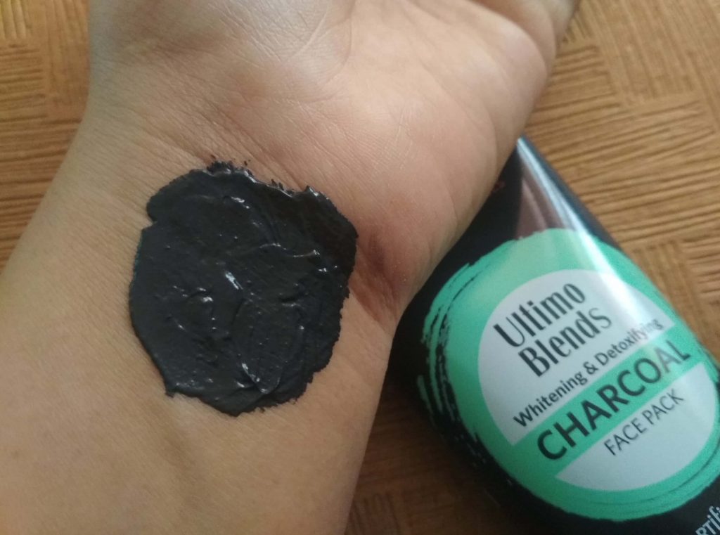 Appearance Of VLCC Ultimo Blends Charcoal Face Pack