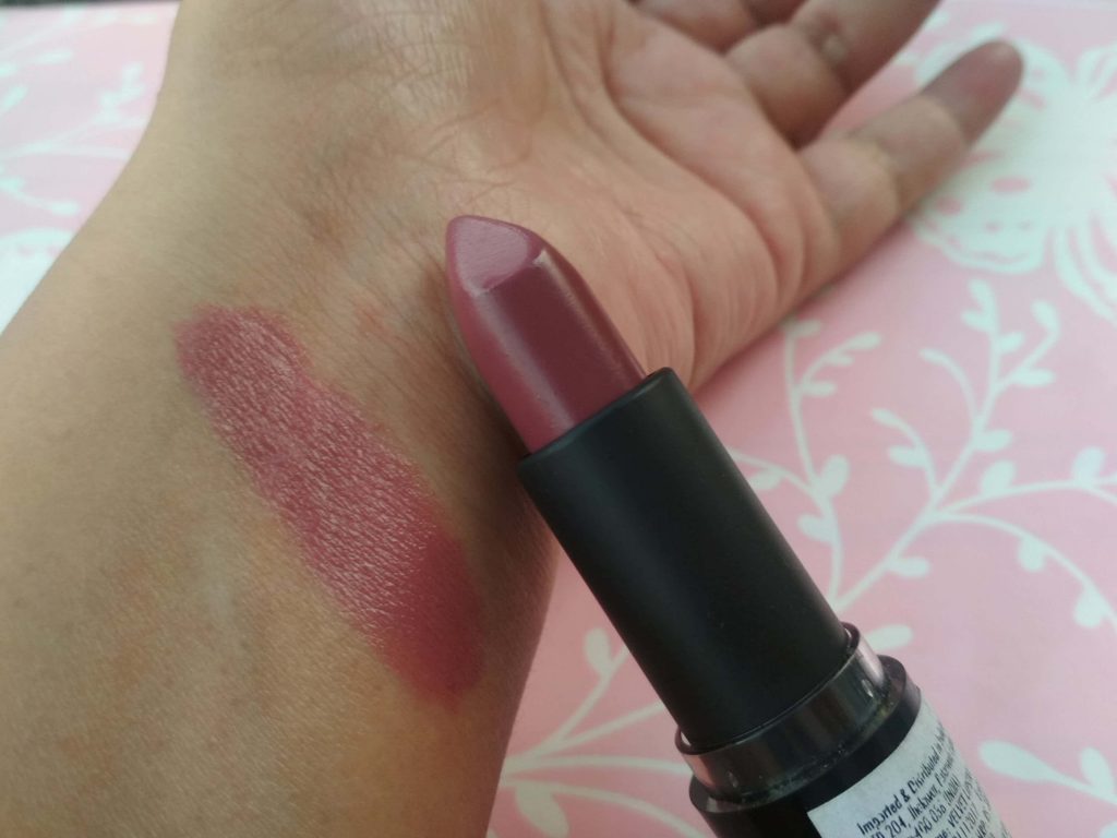 Swatch Of Moda Cosmetics Velvet Lipstick - 115