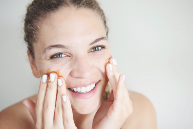 Skin Exfoliation - One Of The Effective Christmas Skin Care Tips