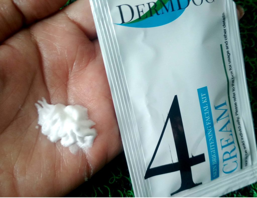 Cream In DermDoc Skin Brightening Facial Kit with Ascorbic Acid