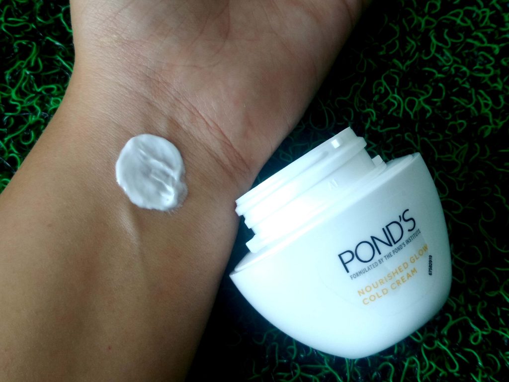 Appearance Of Ponds Cold Cream With Honey & Milk Protein