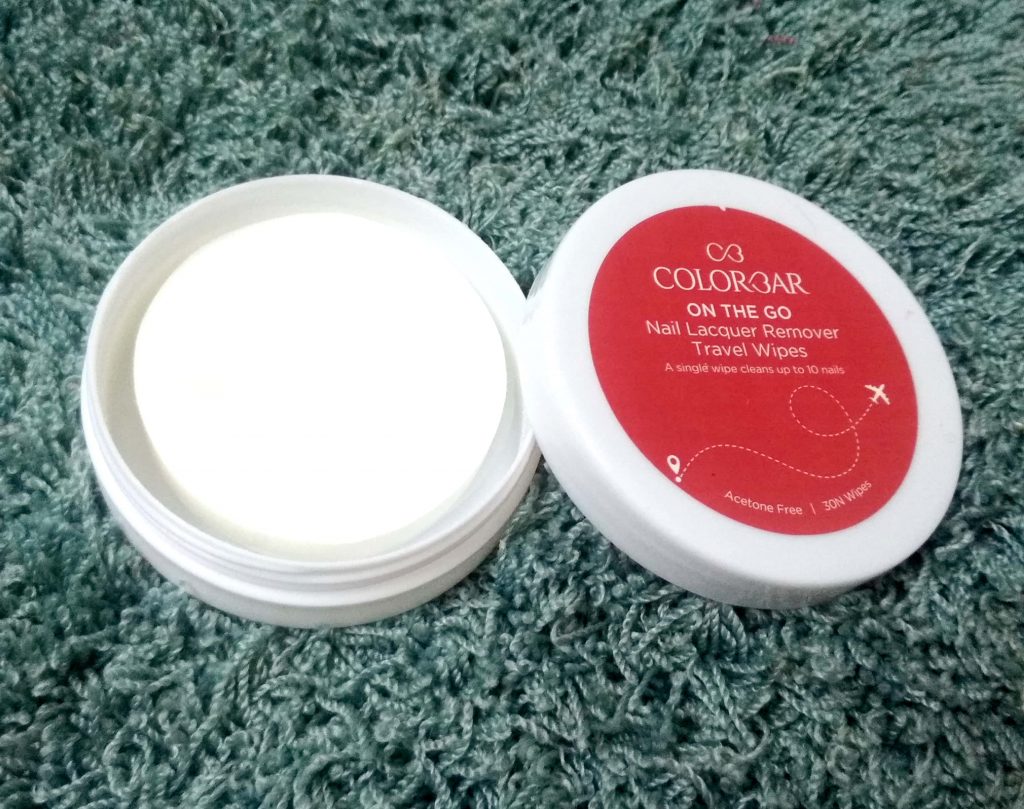 Appearance Of Colorbar On The Go Nail Lacquer Remover Travel Wipes